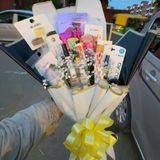 Hampers and chocolate bouquet